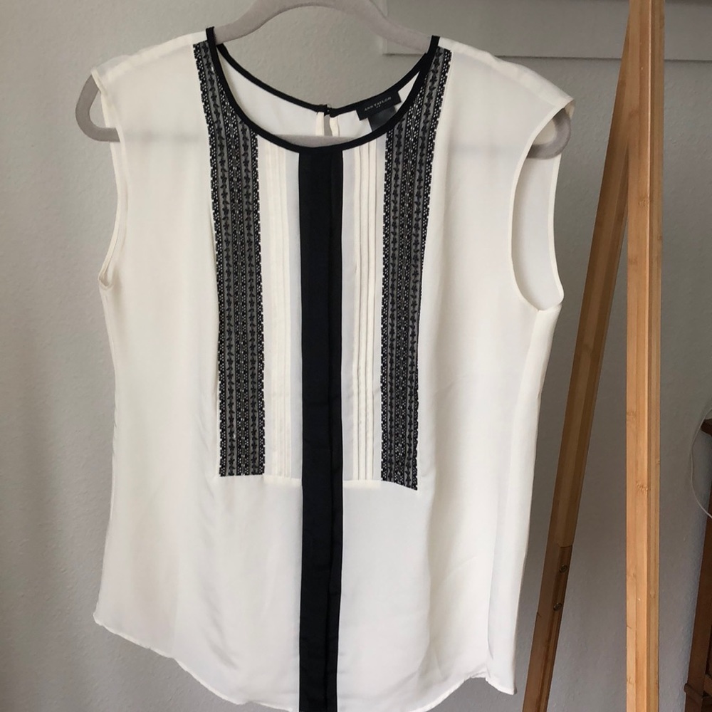 Great blouse with lace detail